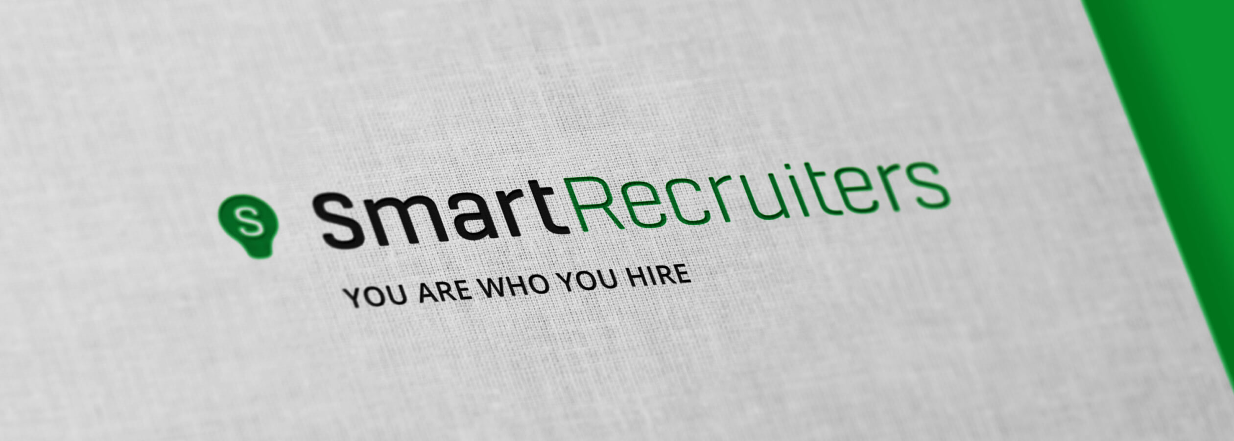 SmartRecruiters logo